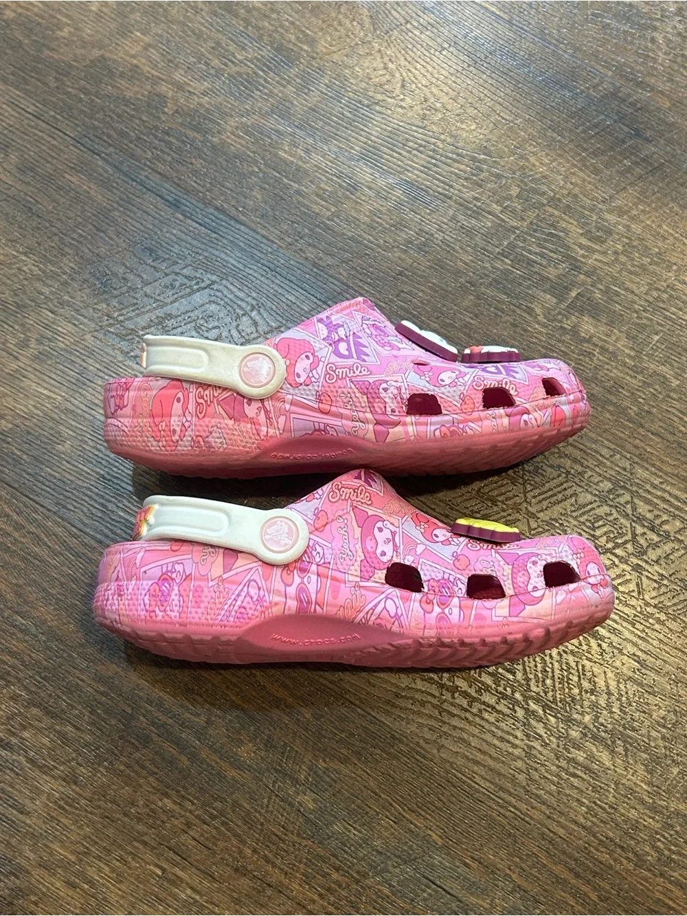 CROCS bright pink